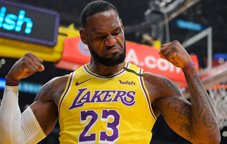 nba直播：里夫斯顶薪诉求背后的底层逻辑